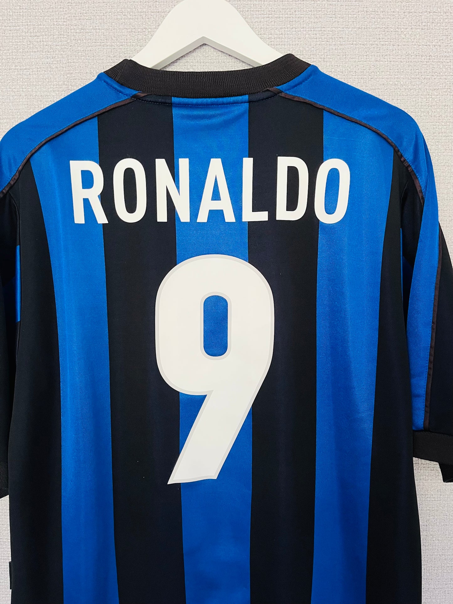 Inter Milan home football shirt 1999/2000 R9 Medium