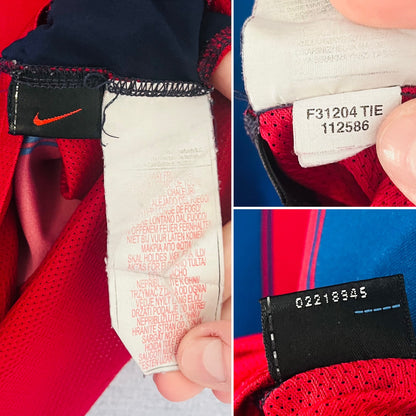 Barcelona home football shirt 2003/04 Ronaldinho Medium