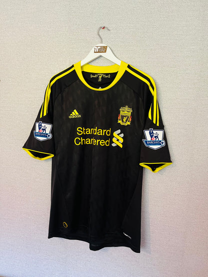Liverpool third football shirt
2010/12 Suarez Large