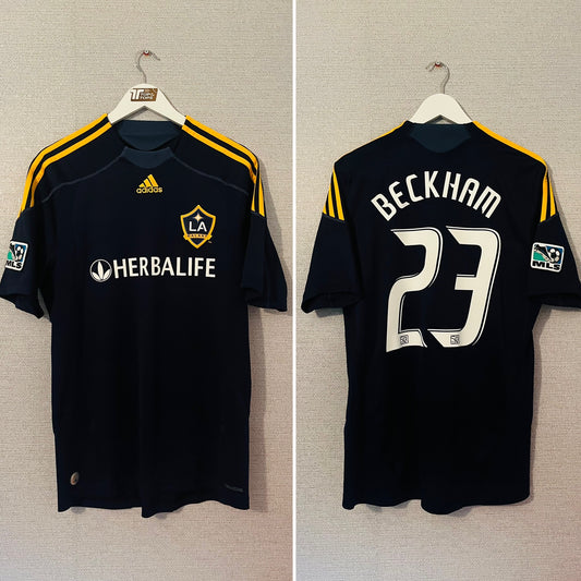 LA Galaxy away football shirt
2009/10 Beckham Medium