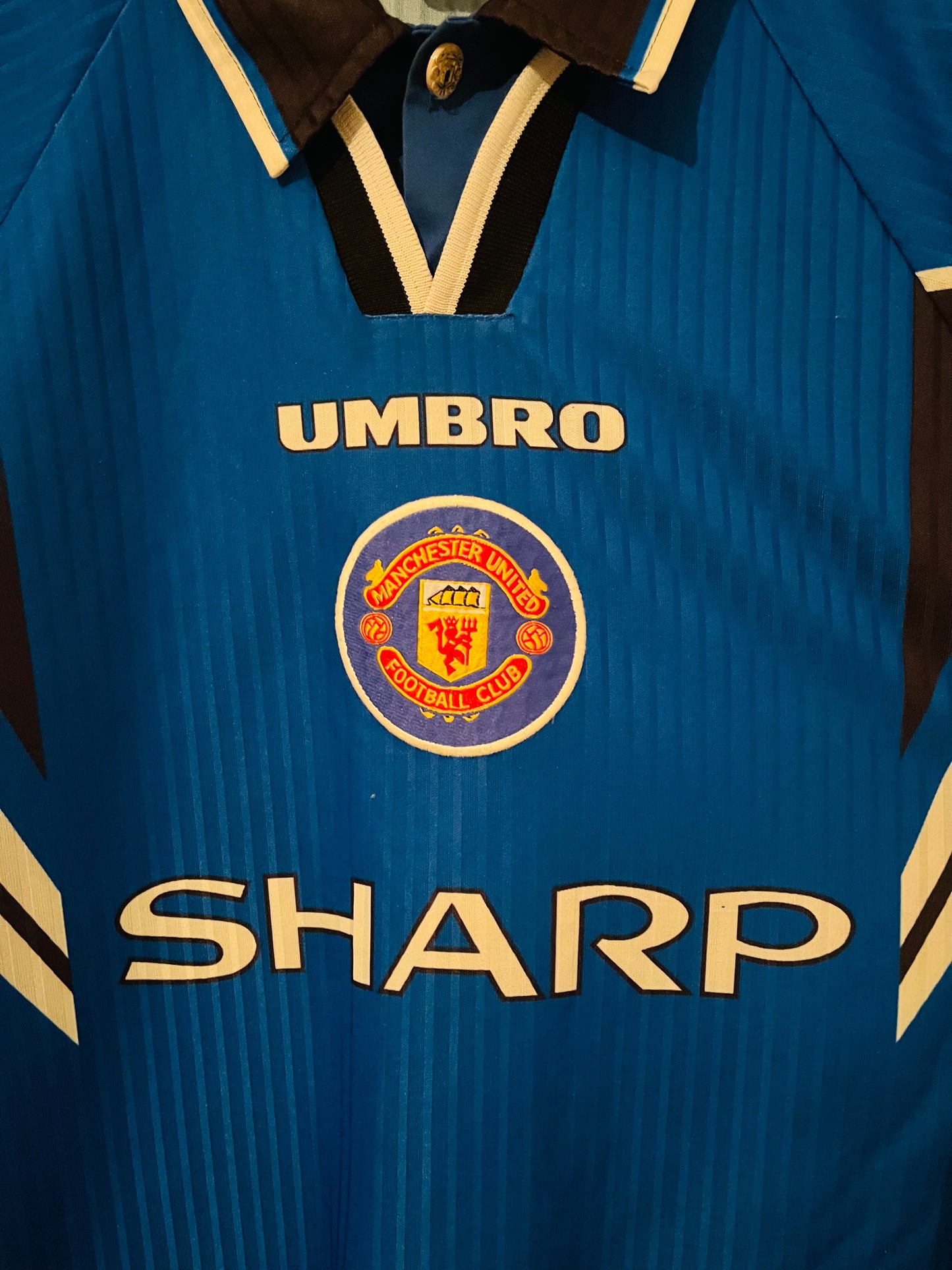 Manchester United third football shirt 1996/97 Beckham Medium