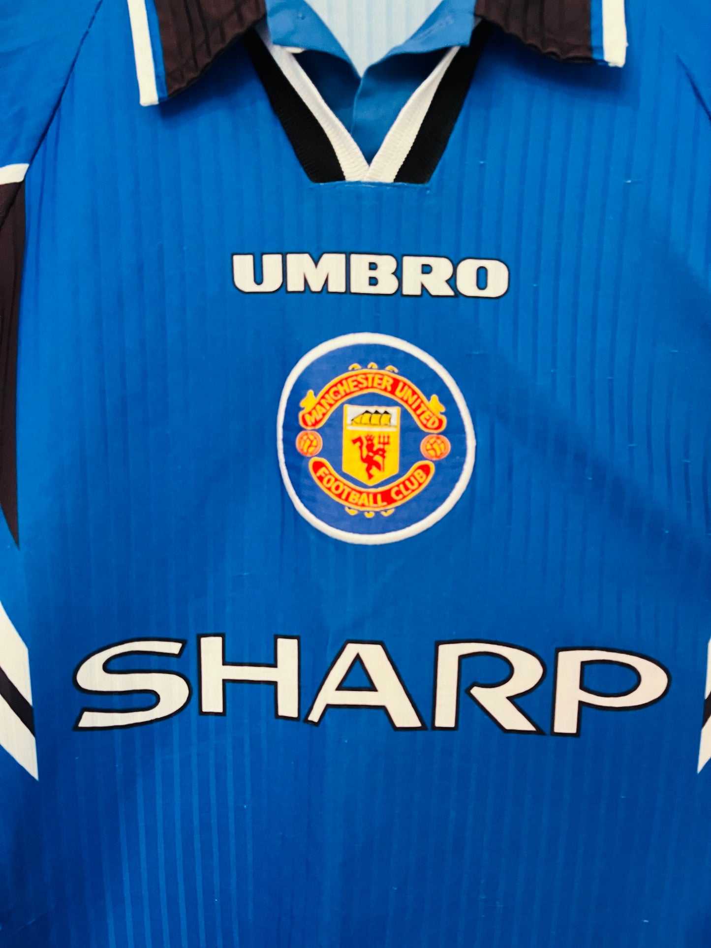 Manchester United third football shirt 1996/97 Cantona Medium