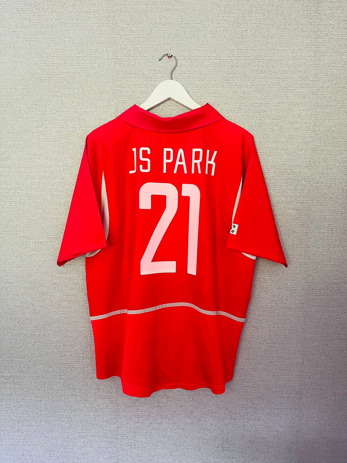 South Korea home football shirt
W/C 2002 JS Park Large