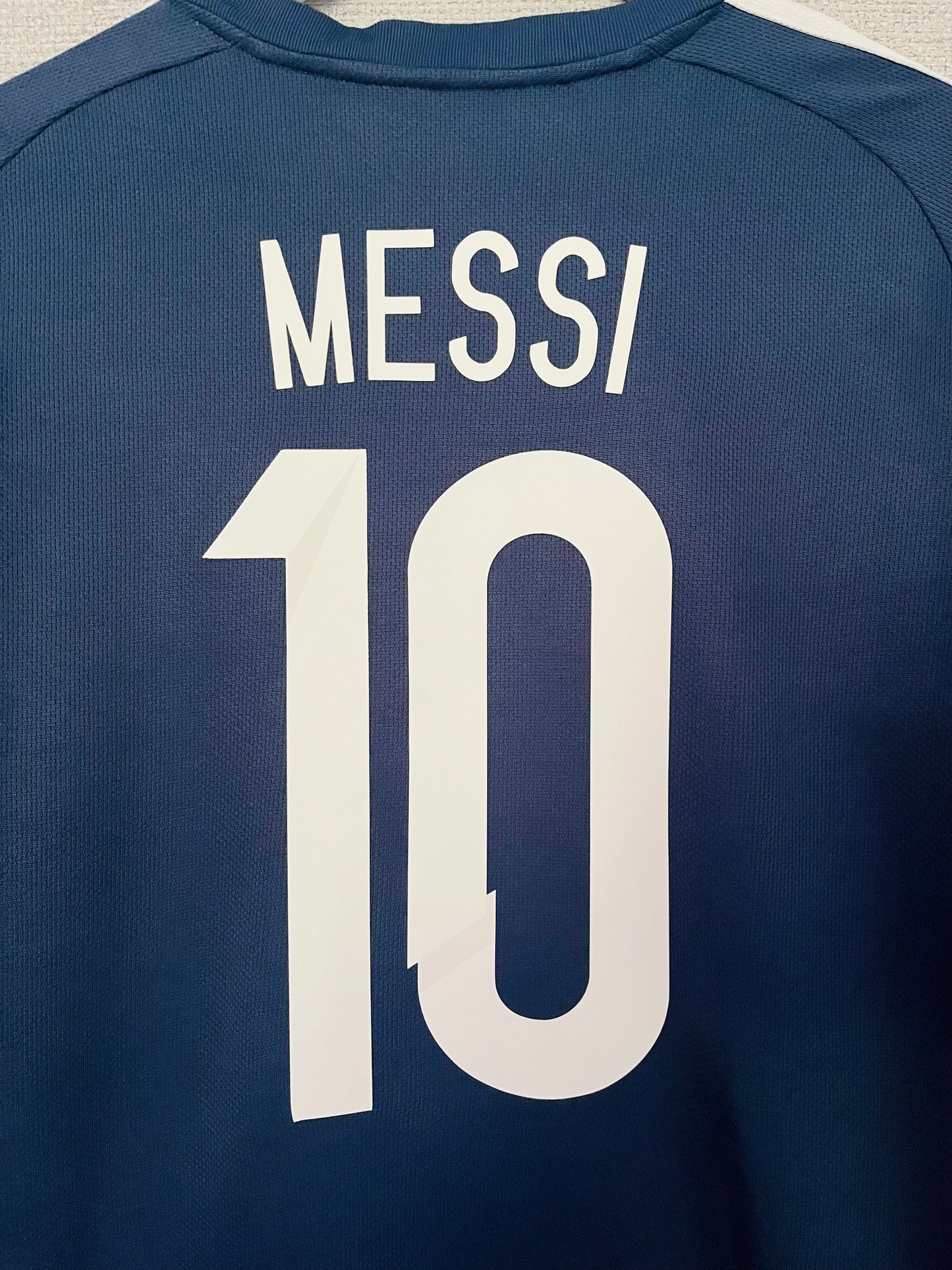 Argentina away football shirt 2015/16 Messi Large