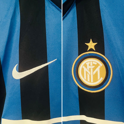 Inter Milan home football shirt
2015/15 Icardi Medium