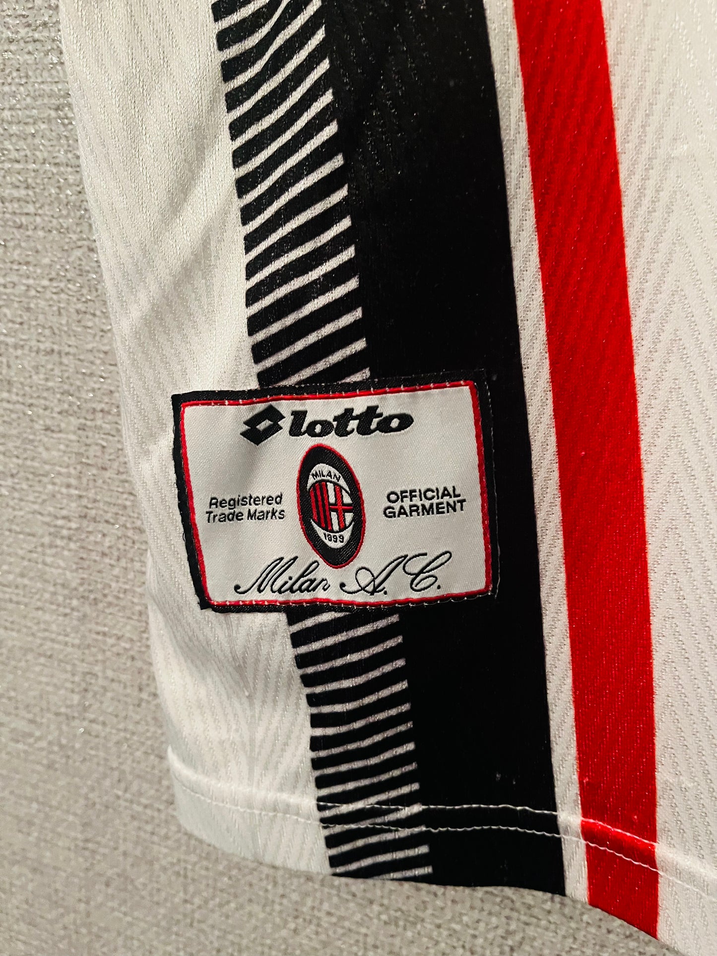 AC Milan away football shirt 1997/98 Maldini Medium