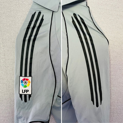 Real Madrid third football shirt
2005/06 Zidane Large