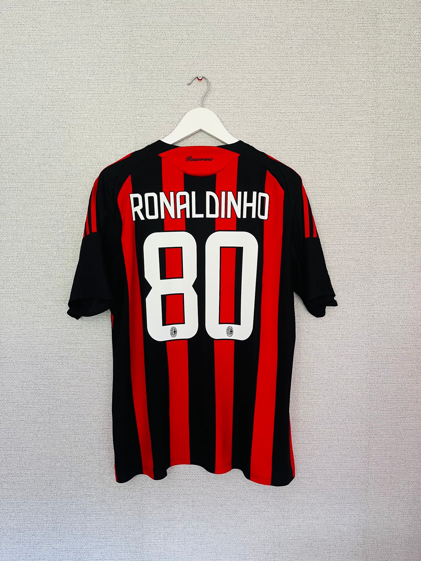 AC Milan home football shirt 2008/09 Ronaldinho Large