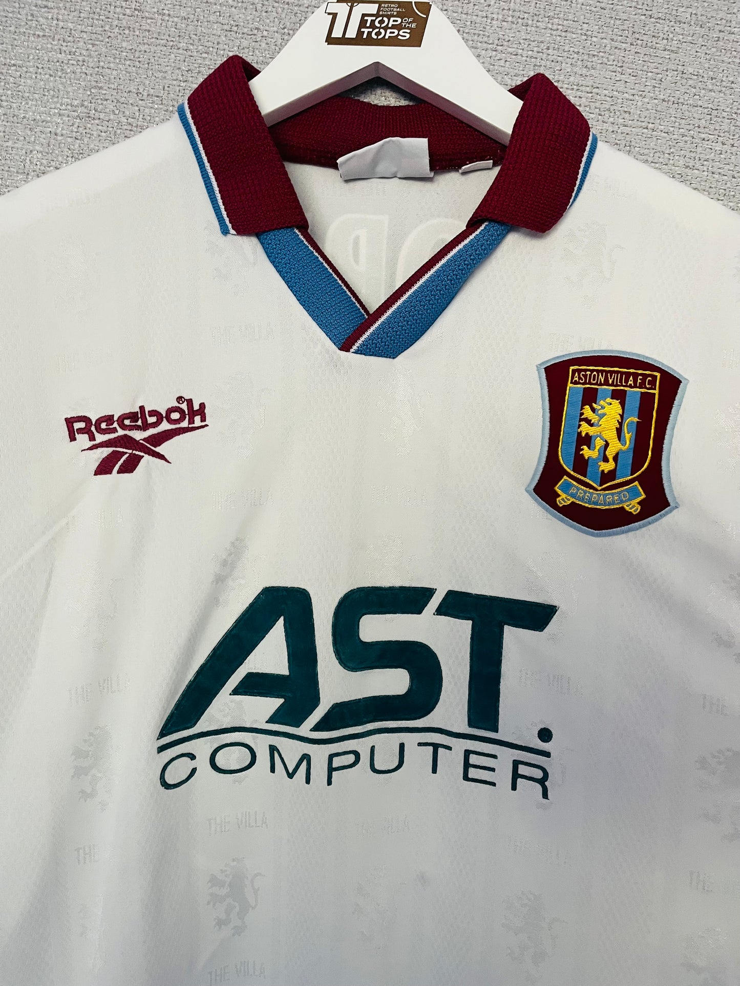 Aston Villa away football shirt 1996/98 Yorke Medium