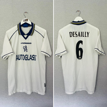 Chelsea away football shirt
1999/2000 Desailly Large