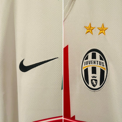 Juventus away football shirt 2010/12 Pirlo Large