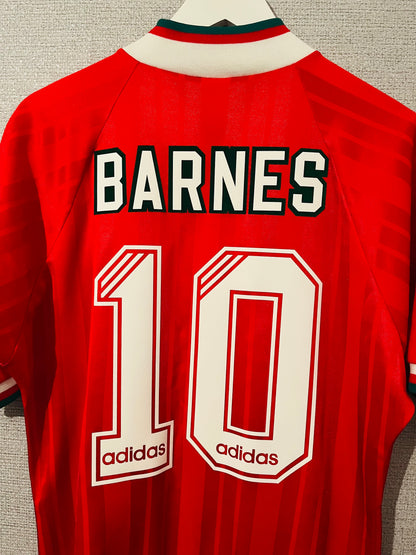 Liverpool home football shirt 1993/95 Barnes Medium