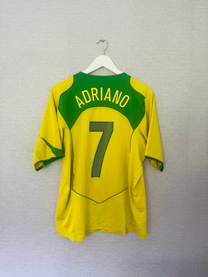 Brazil home football shirt
2004/06 Adriano Large