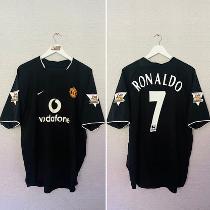 Manchester United away football shirt 2003/05 CR7 Large