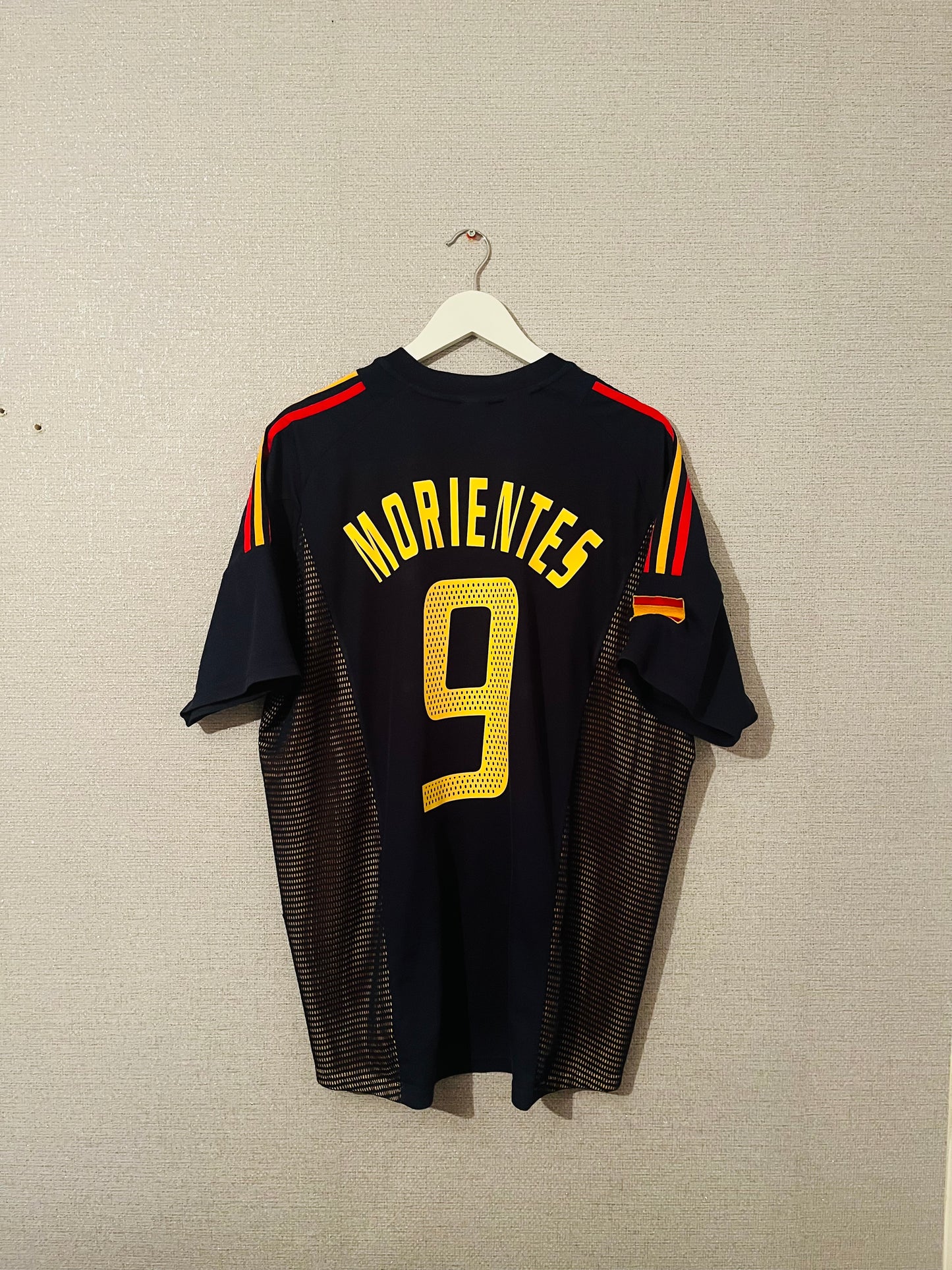 Spain third football shirt 2002/04 Morientes XL