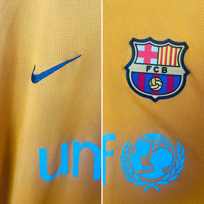 Barcelona away football shirt 2006/07 Ronaldinho Large