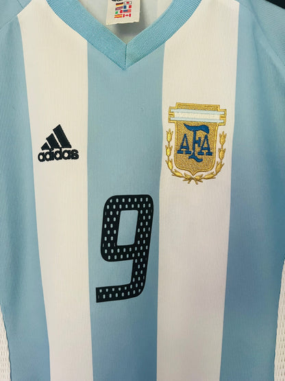 Argentina home football shirt     W/C 2002 Batistuta Large