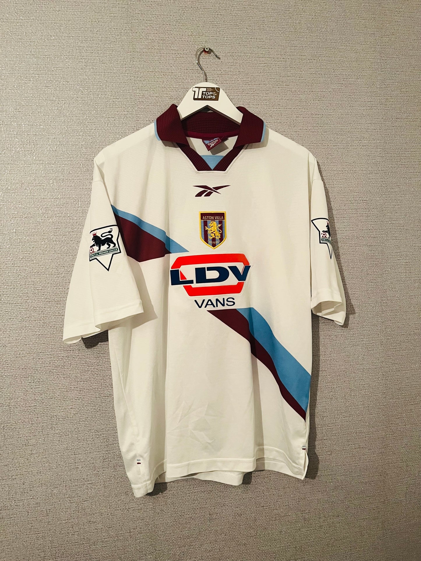 Aston Villa away football shirt 1999/2000 Merson Medium
