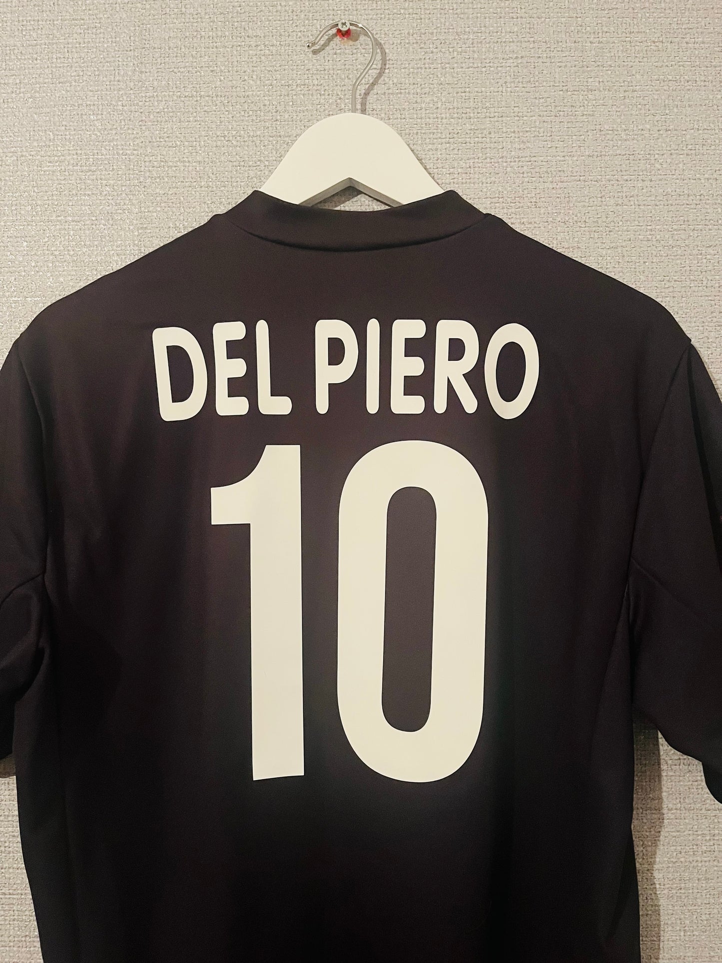 Juventus away football shirt 2001/02 Del Piero Medium