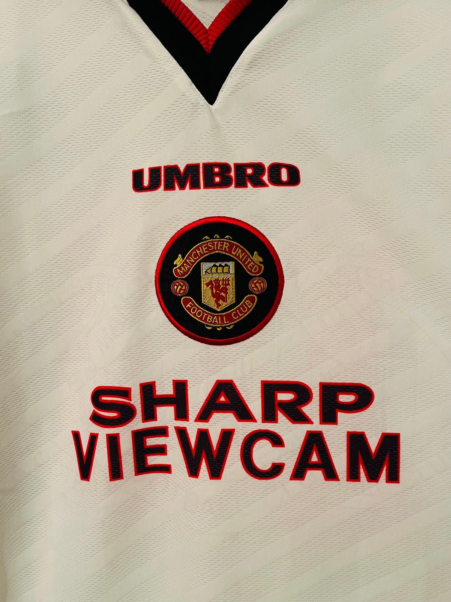 Manchester United away football shirt 1996/97 Beckham Large