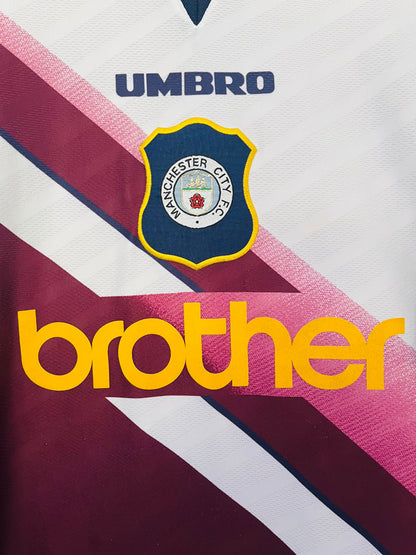Manchester City away football shirt
1996/97 XXL