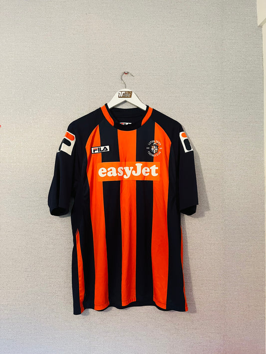 Luton Town away football shirt
2014/15 Large