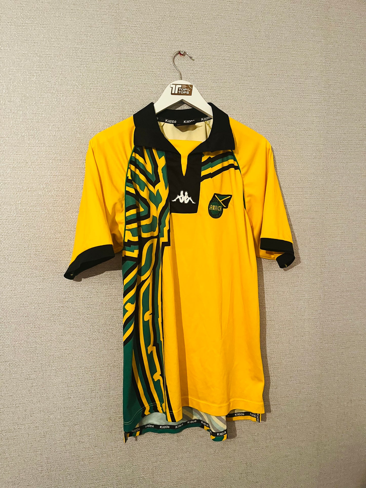 Jamaica home football shirt
W/C 1998 Large