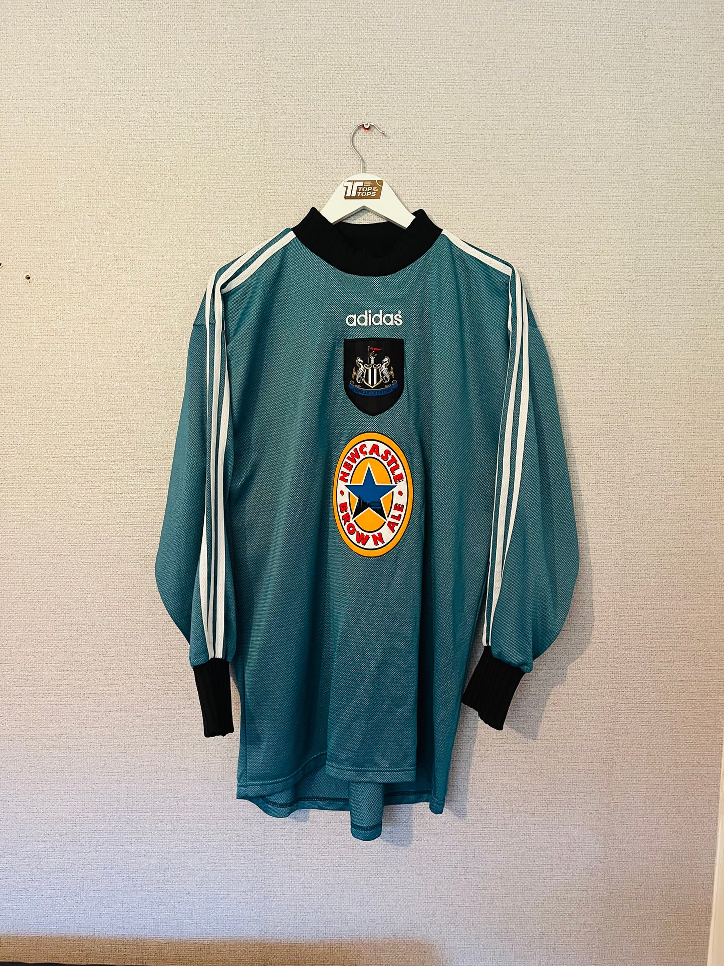 Newcastle United goalkeeper football shirt 1996/97 XL