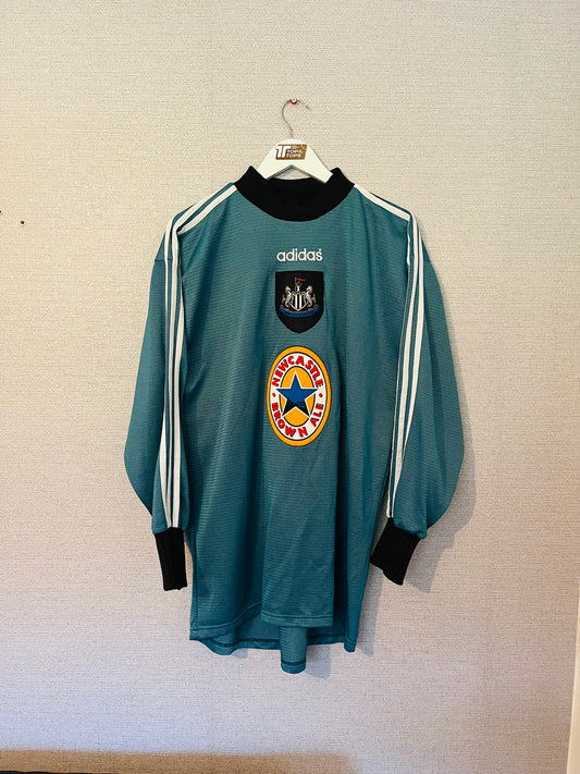 Newcastle United goalkeeper football shirt 1996/97 XL