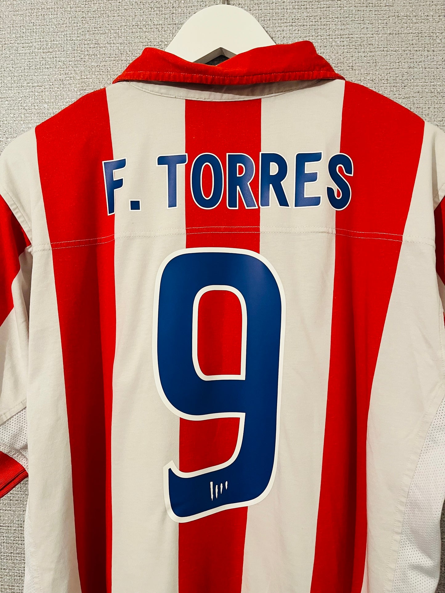 Atletico Madrid home centenary football shirt 2003/04 Torres Large