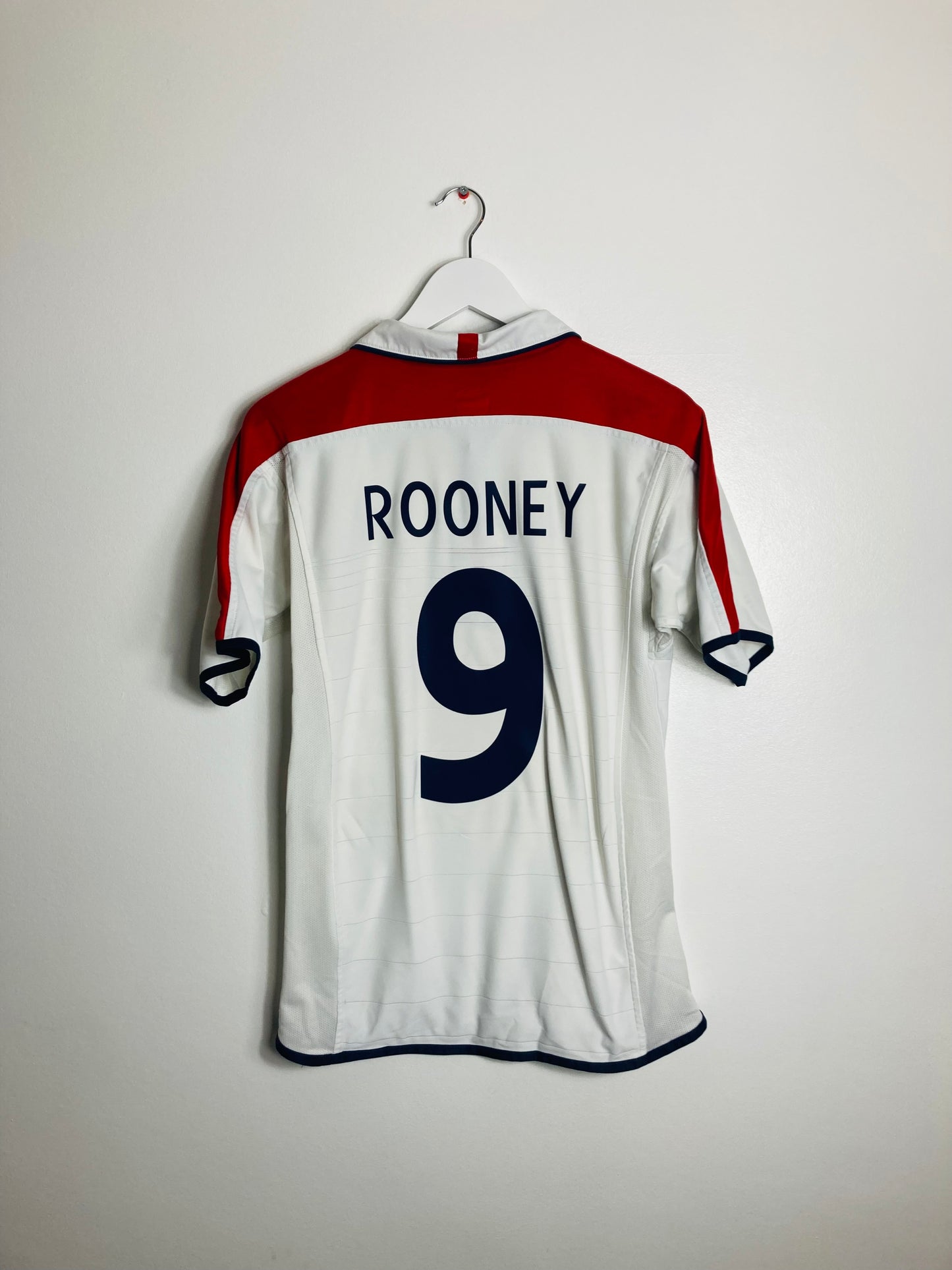 England home football shirt 2003/05 Rooney small