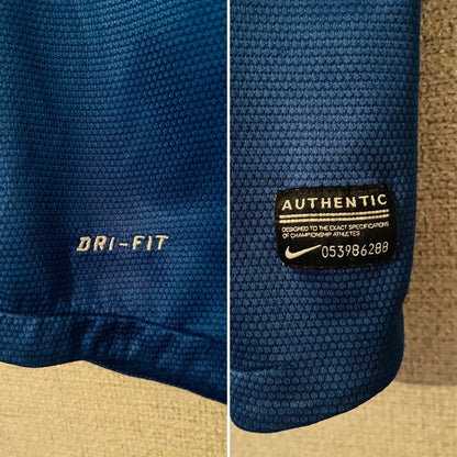 Brazil away football shirt
2012/13 Kaka Medium