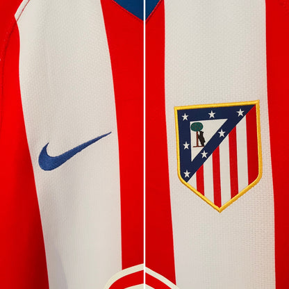 Atletico Madrid home football shirt
2007/08 Forlan Medium
