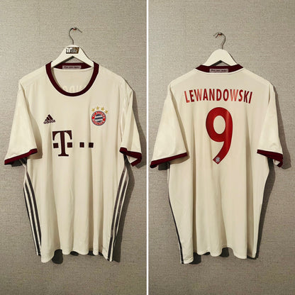 Bayern Munich third football shirt 2016/17 Lewandowski XXL