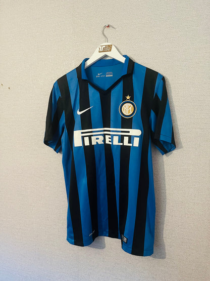 Inter Milan home football shirt
2015/15 Icardi Medium