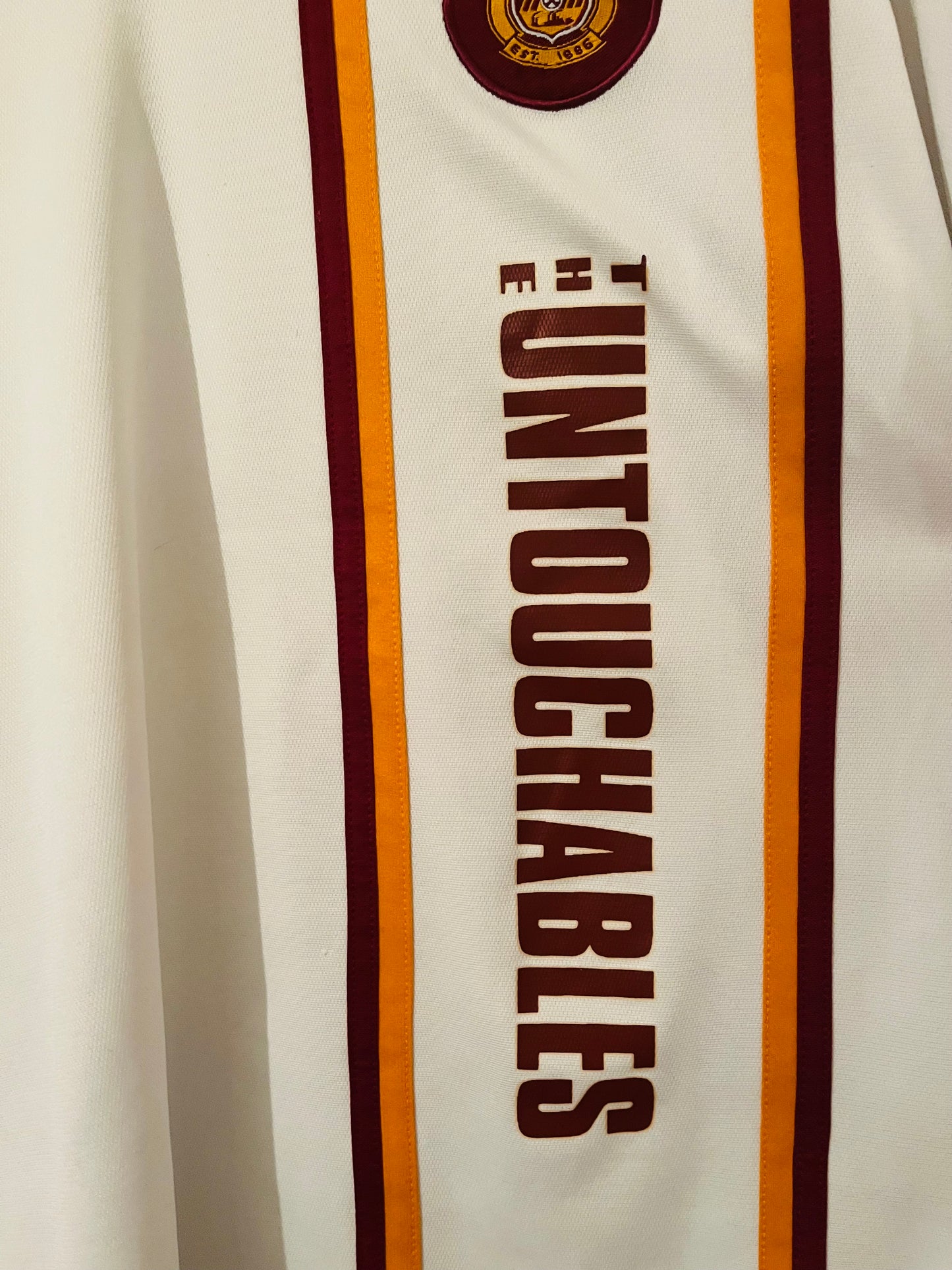 Motherwell away football shirt
2003/04 Medium