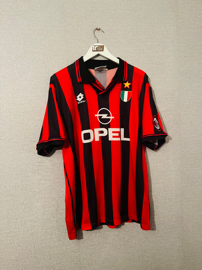 AC Milan home football shirt 1996/97 Baggio XL