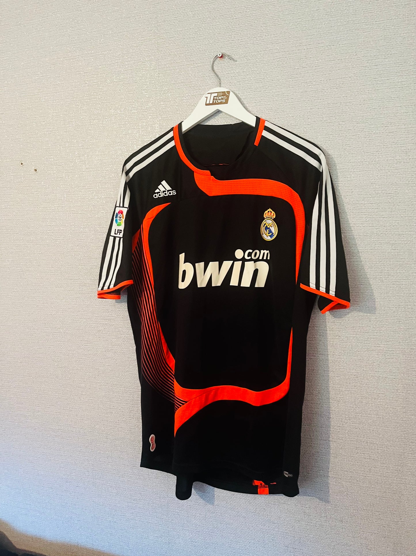 Real Madrid goalkeeper football shirt 2007/08 Casillas XL