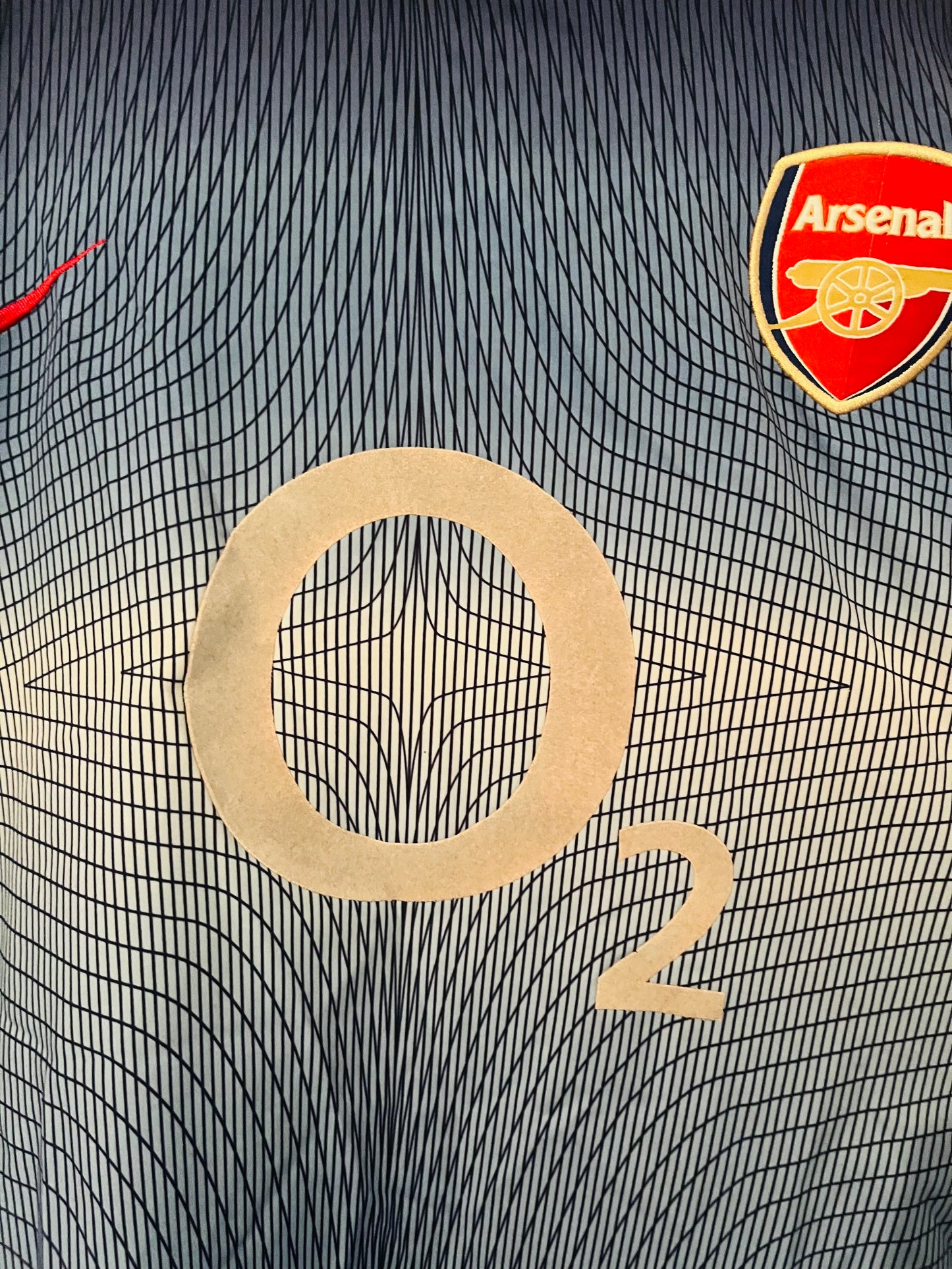 Arsenal away football shirt
2002/03 Vieira XXL