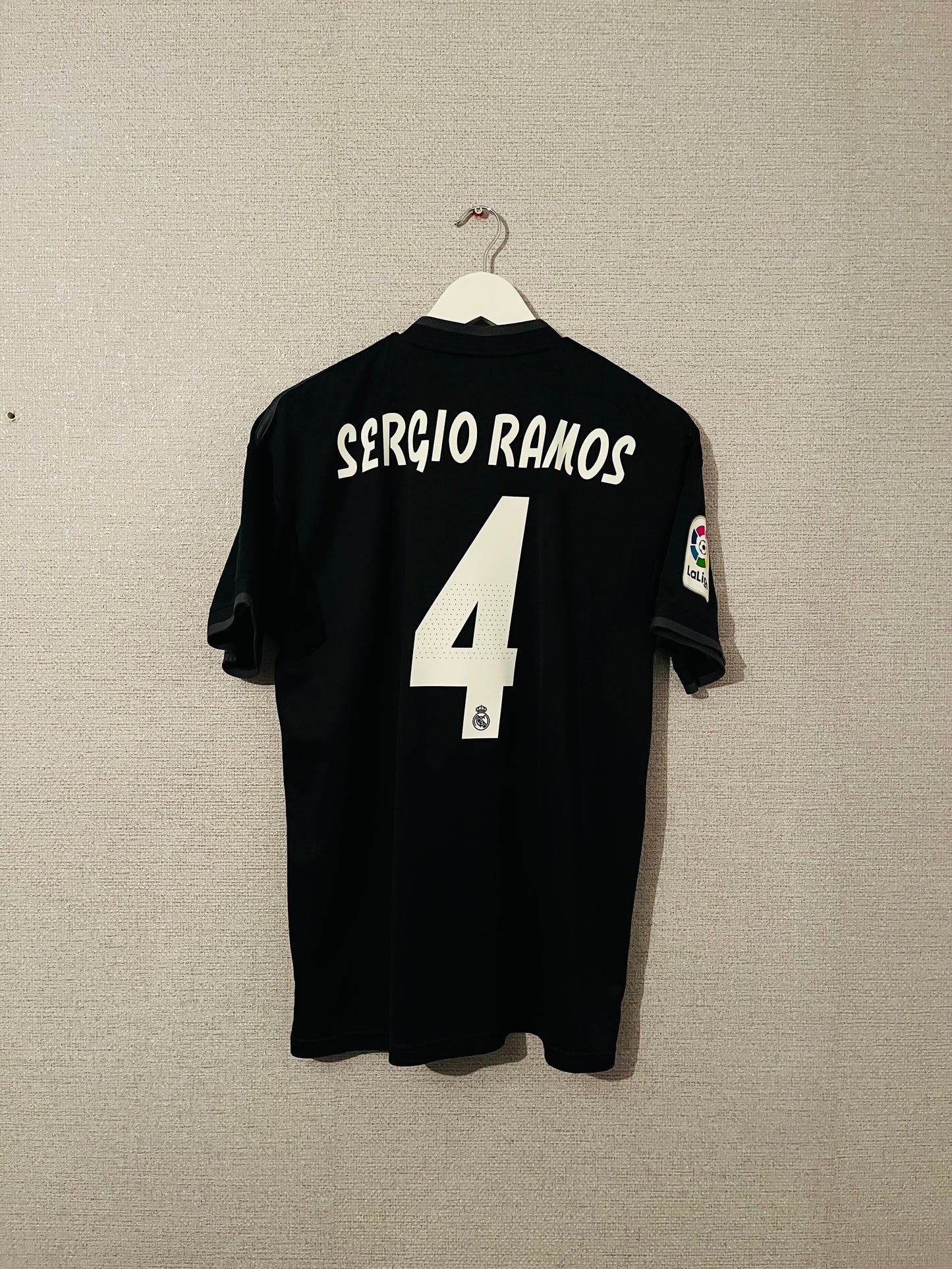 Real Madrid third football shirt 2018/19 Sergio Ramos Medium