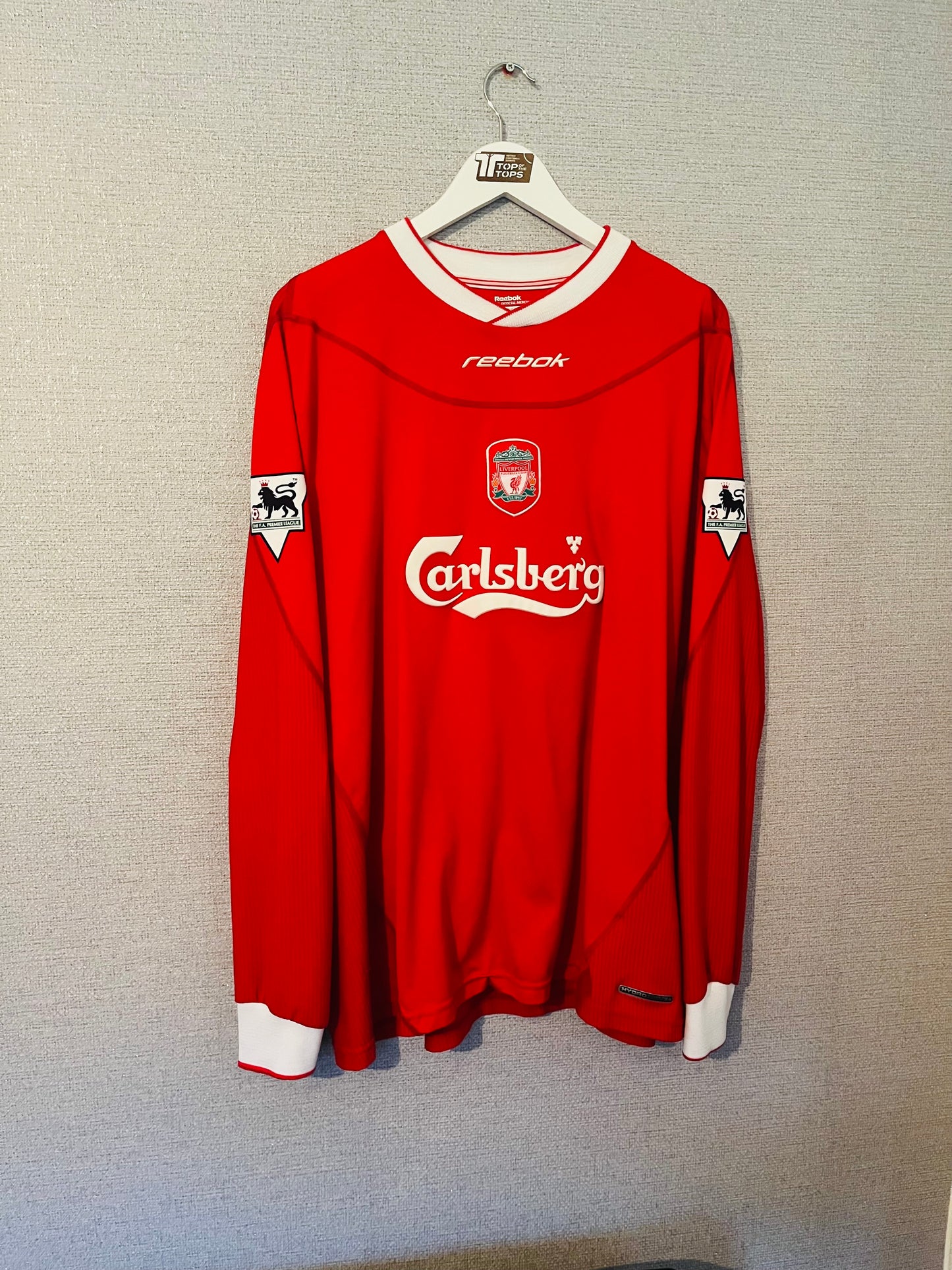 Liverpool home football shirt
2002/04 Gerrard XXL