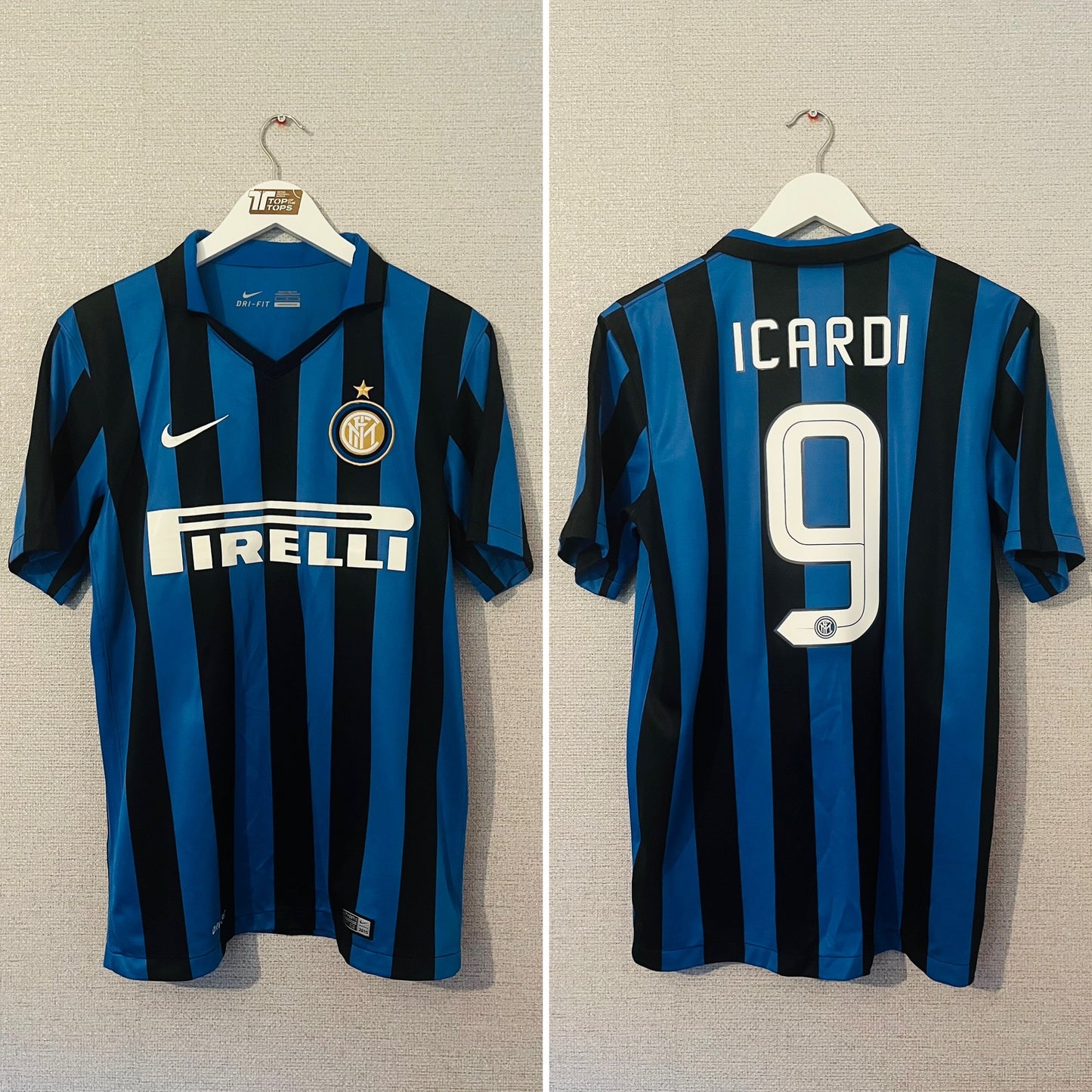 Inter Milan home football shirt
2015/15 Icardi Medium