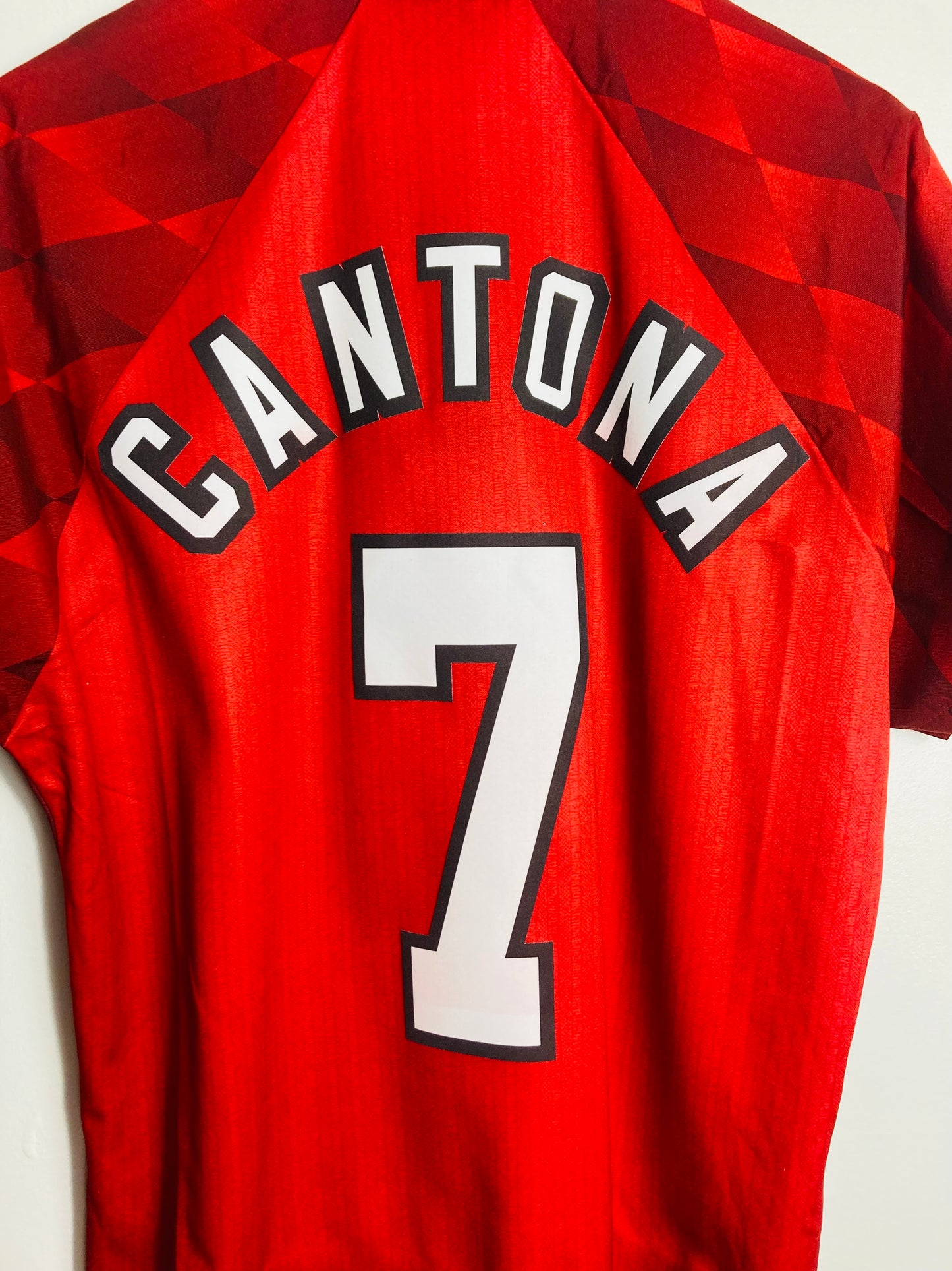 Manchester United home football shirt 1996/97 Cantona medium