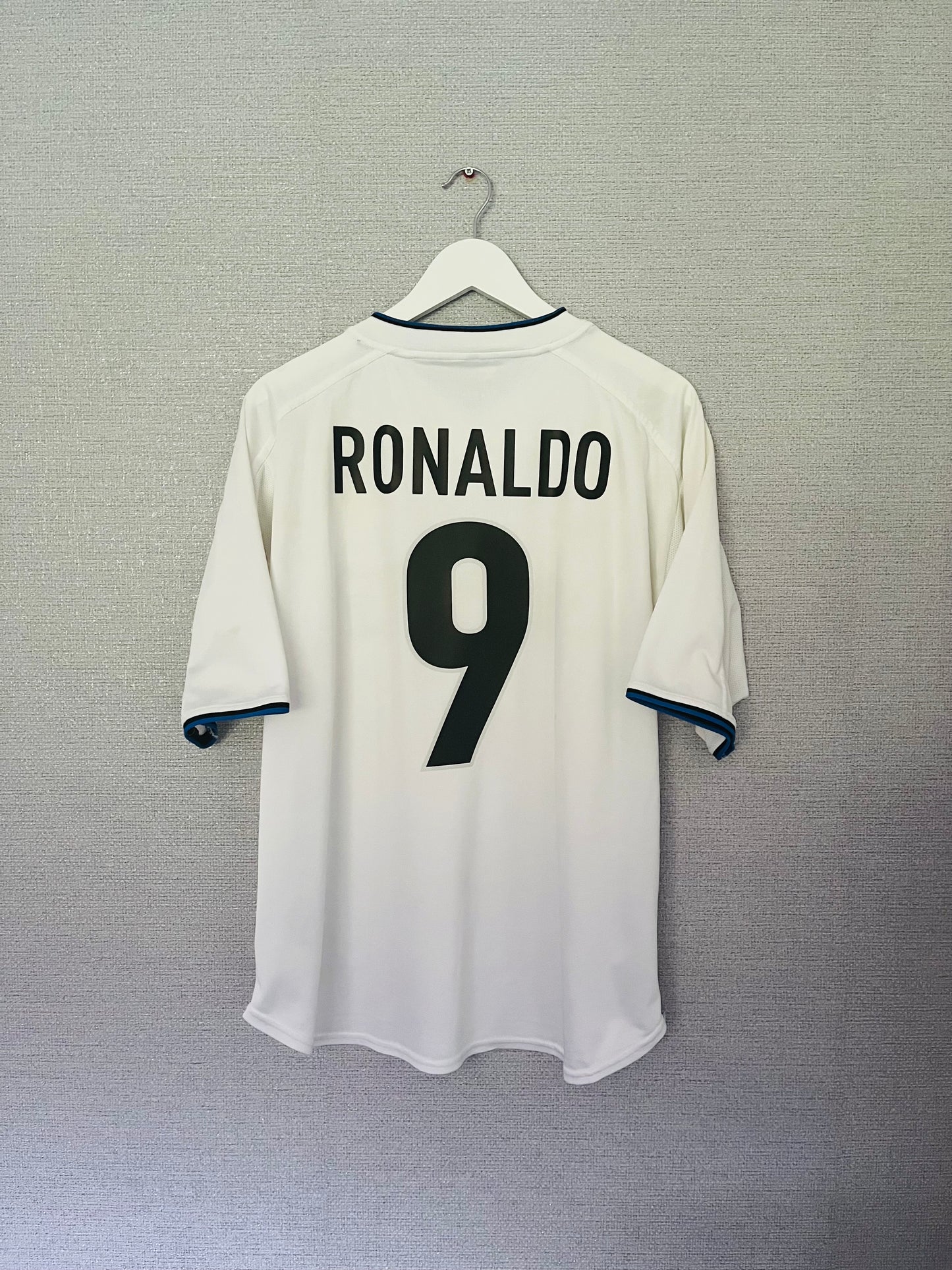 Inter Milan away football shirt 1999/2000 R9 Large