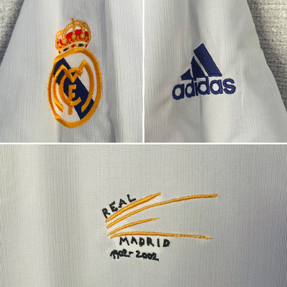 Real Madrid third reversible football shirt
2002/03 Zidane Small