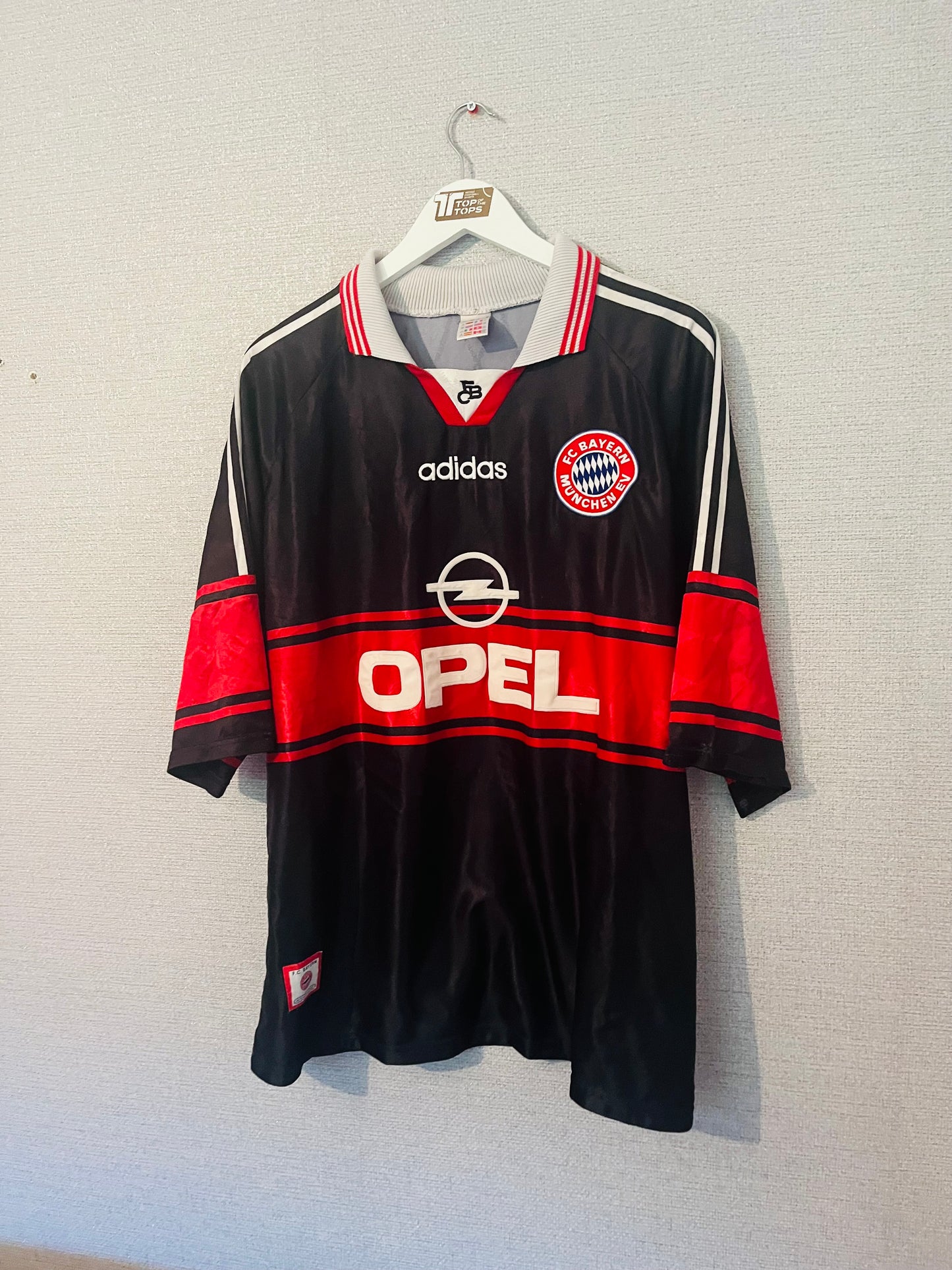 Bayern Munich home football shirt 1997/98 Effenberg XXL