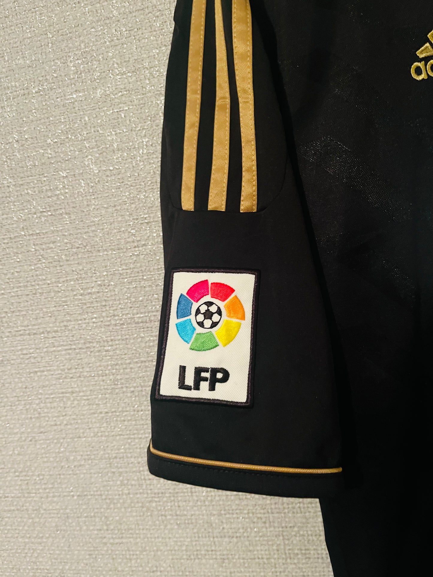 Real Madrid away football shirt 2011/13 Callejon Large