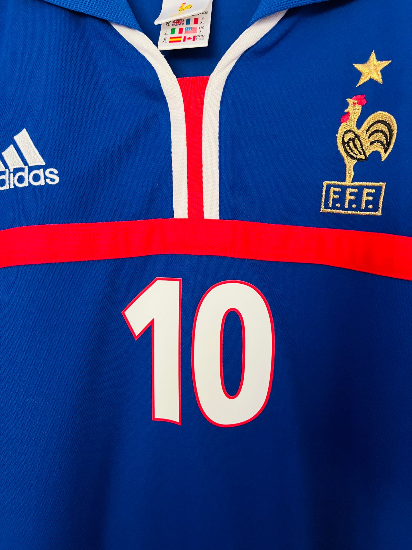 France home football shirt
Euro 2000 Zidane XL