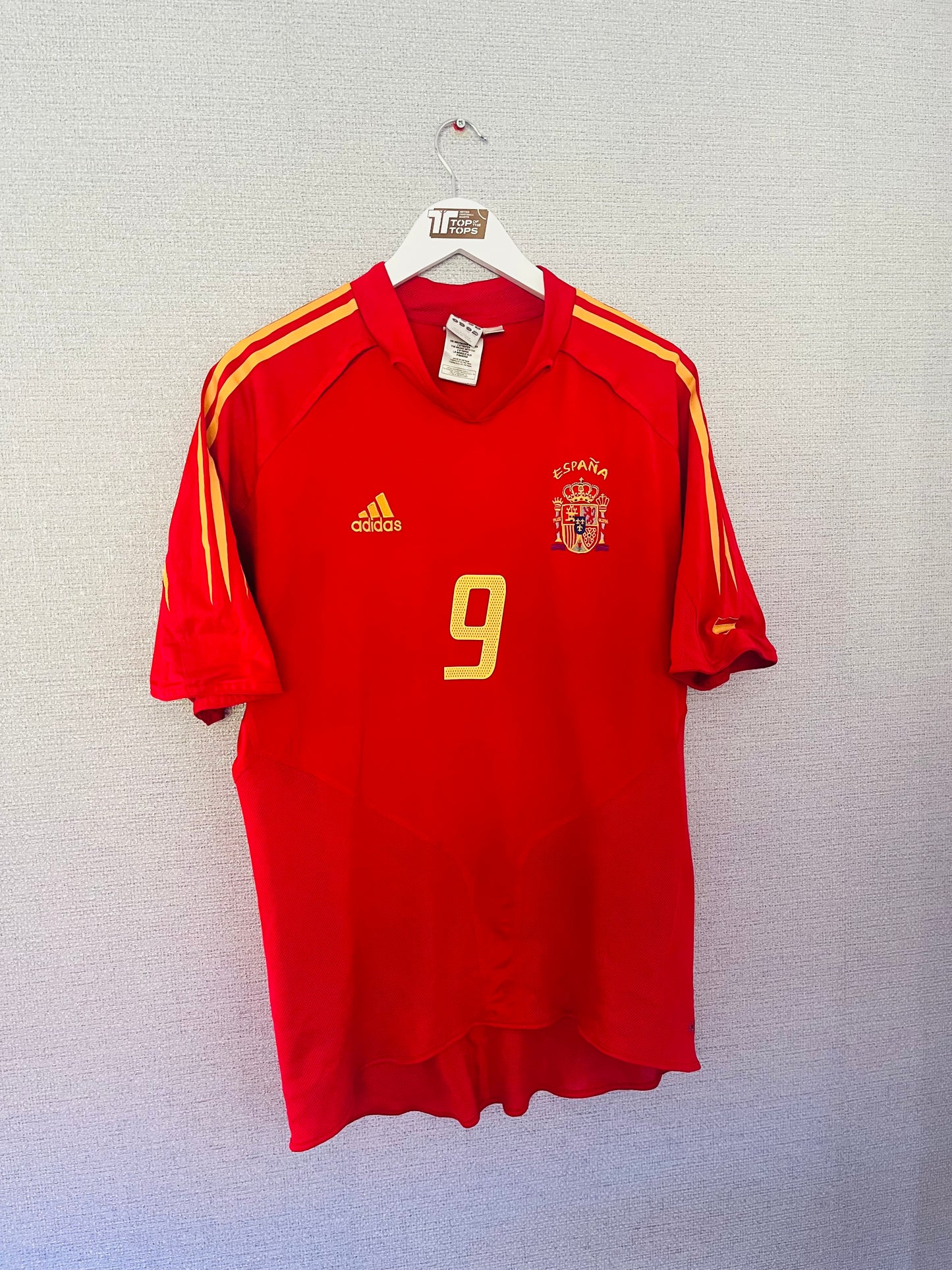 Spain home football shirt 2004/06 Torres Large