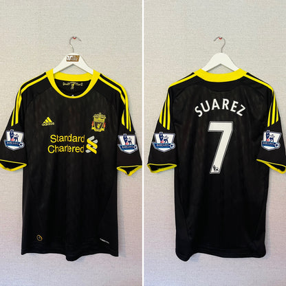 Liverpool third football shirt
2010/12 Suarez Large